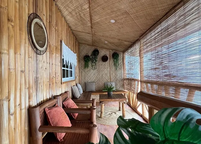 Casa Vivienne Exclusive House Вилла Look (Oslob)