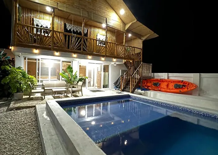 Casa Vivienne Exclusive House * Look (Oslob)