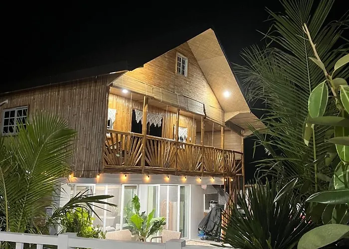 Casa Vivienne Exclusive House Вилла Look (Oslob)